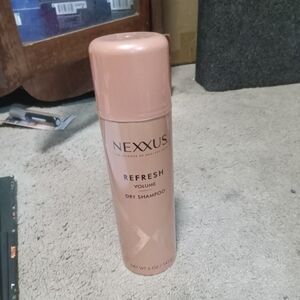 Nexus refresh dry shampoo